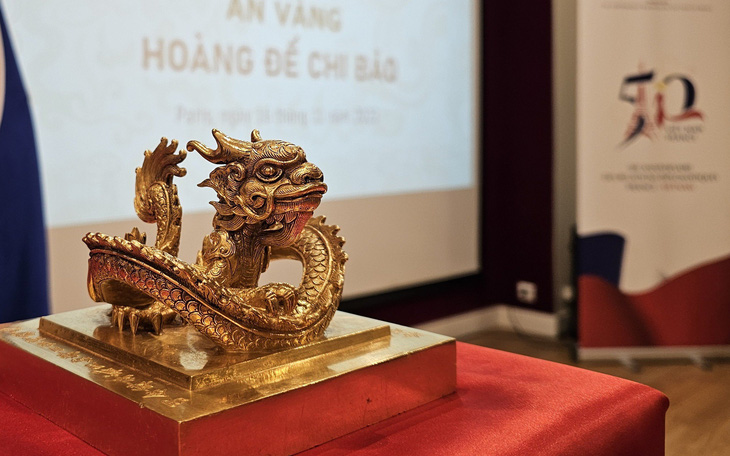 Ấn vàng Hoàng đế chi bảo chính thức về bộ sưu tập tư nhân ở Việt Nam