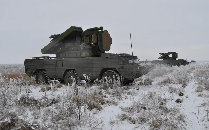 Ukraine nghi Nga dự trữ hơn 800 tên lửa ở Crimea, gồm "hỏa thần" Kalibr