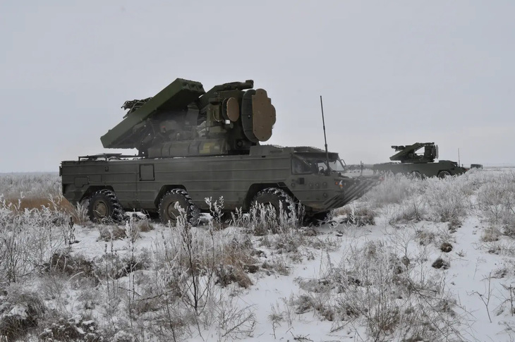Tên lửa đất đối không chiến thuật tầm thấp Osa-AKM của Ukraine - Ảnh: BUSINESS INSIDER