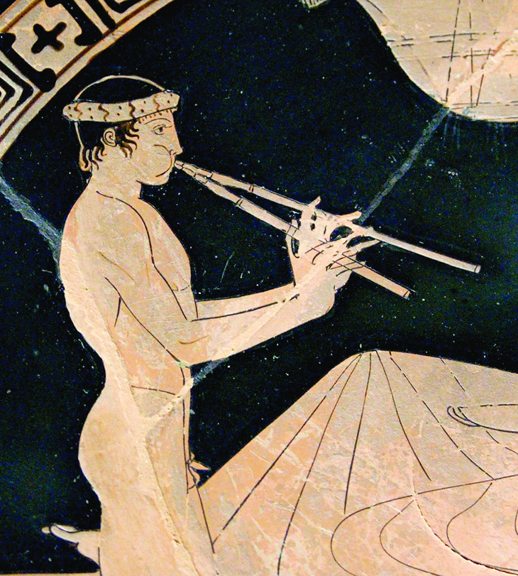 Người chơi sáo aulos. Tác phẩm của Euaion Painter (khoảng 460 TCN - 450 TCN)