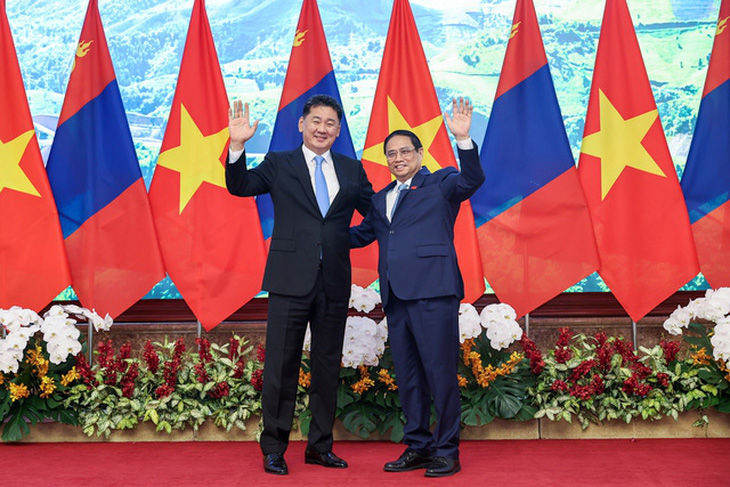 Thủ tướng Phạm Minh Chính tiếp Tổng thống Mông Cổ Ukhnaagiin Khurelsukh - Ảnh: chinhphu.vn