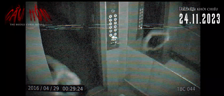 Hình ảnh hồn ma trong thang máy gợi nhắc vụ án Elisa Lam gây chấn động Hong Kong.