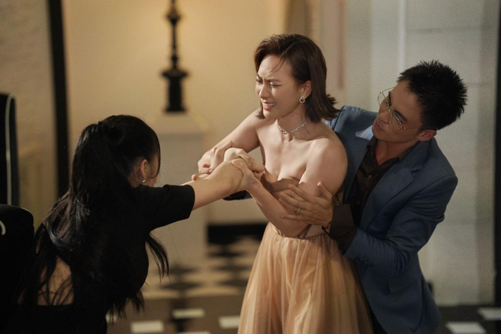 Hình ảnh phim Chiếm đoạt, bộ phim Việt đang được chú ý tại rạp - Ảnh: ĐPCC