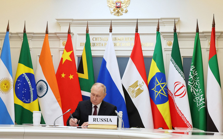 Họp BRICS: Nga nói Mỹ hủy hoại cơ hội hòa bình ở Trung Đông, Nam Phi tố Israel diệt chủng