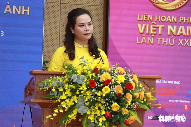 Bà Phạm Thị Kim Oanh - phó cục trưởng Cục Bản quyền tác giả - cho rằng vấn đề bản quyền trong lĩnh vực phim ảnh càng trở nên thách thức hơn trên không gian mạng - Ảnh: VĂN HÀ
