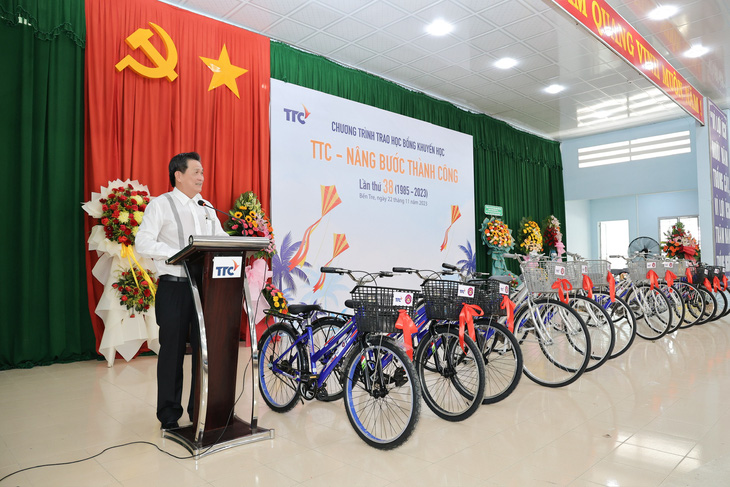Ông Đặng Văn Thành - chủ tịch Tập đoàn TTC - cho biết Tập đoàn TTC luôn xem đây là một phần trách nhiệm và cam kết tiếp tục đồng hành với địa phương - đặc biệt là quê hương Bến Tre. Ảnh: Đ.H