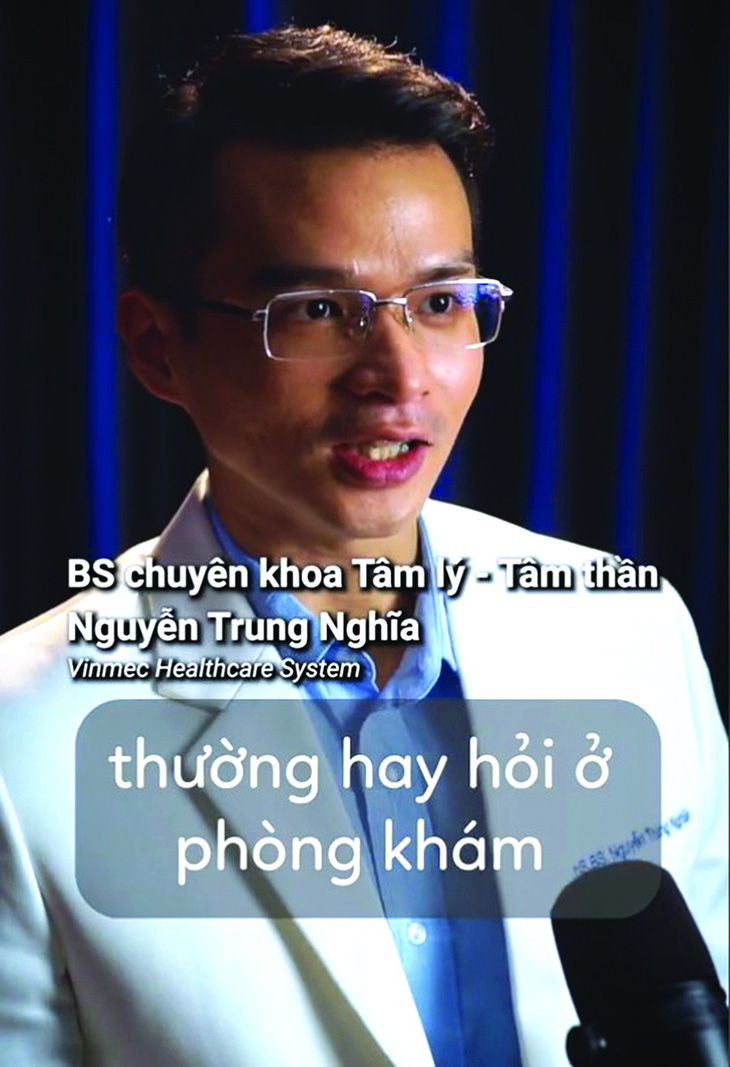 Bác sĩ Nguyễn Trung Nghĩa trong một video trên TikTok.