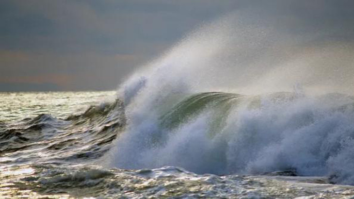 Đại Tây Dương trong cơn bão - Ảnh: ALAMY STOCK