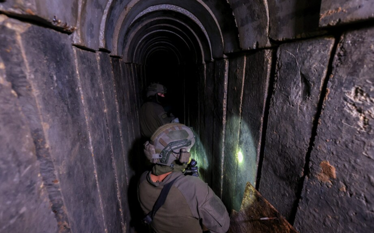 Israel công bố video đường hầm dưới Bệnh viện Al Shifa