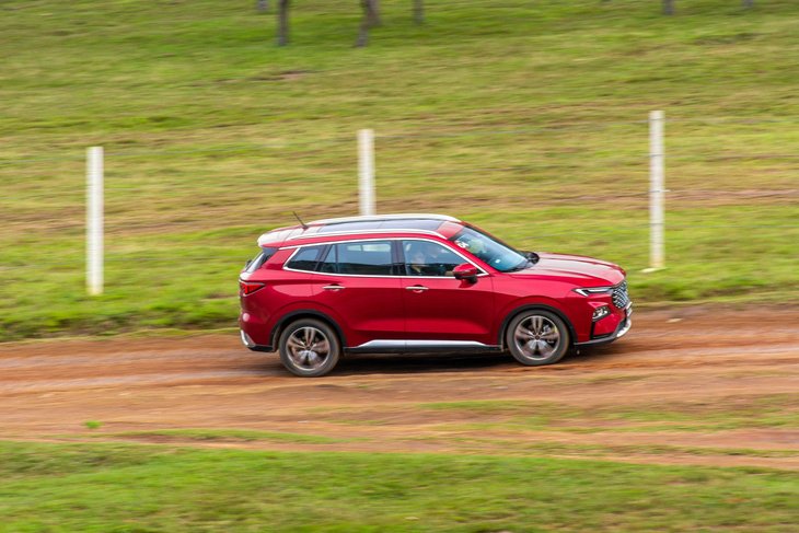 Xe gầm cao hạng C tại Việt Nam: Cuộc xáo trộn trật tự mang tên Ford Territory- Ảnh 10.