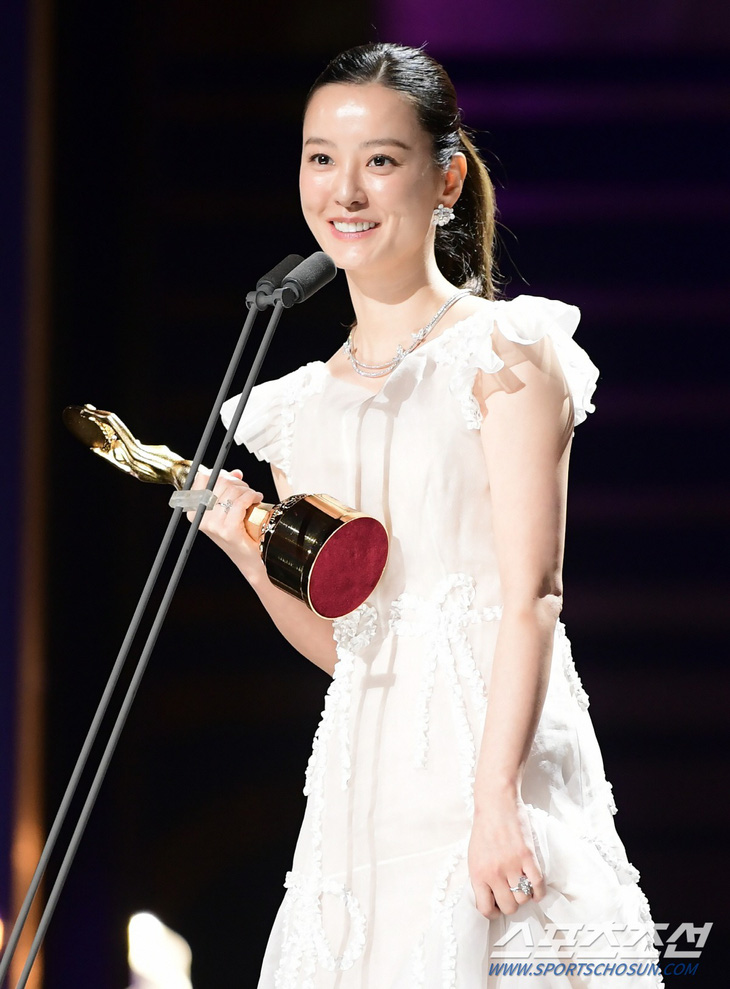Nữ diễn viên Jung Yoo Mi - Ảnh: Chosun