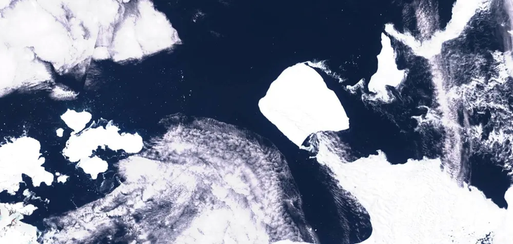Tảng băng trôi lớn nhất thế giới, A23a, vào ngày 15-11-2023 - Ảnh: NASA Worldview