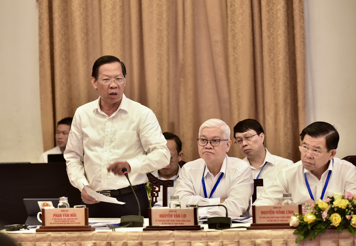 Chủ tịch UBND TP.HCM Phan Văn Mãi phát biểu - Ảnh: T.T.D