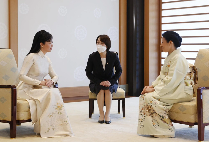 Phu nhân Phan Thị Thanh Tâm gặp Hoàng hậu Masako tại hoàng cung ngày 28-11 - Ảnh: TTXVN