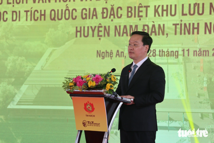 Ông Nguyễn Đức Trung - chủ tịch UBND tỉnh Nghệ An - kỳ vọng vào hai dự án sẽ mở ra tầm vóc mới, khí thế mới trên quê hương Chủ tịch Hồ Chí Minh - Ảnh: DOÃN HÒA