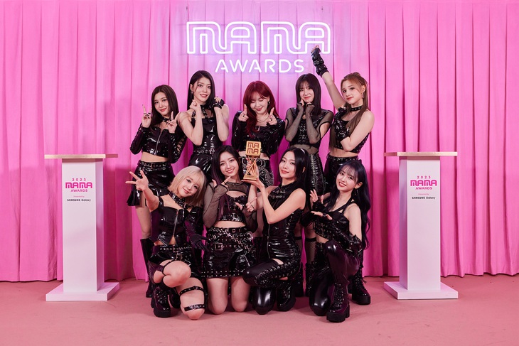 BTS thắng giải Biểu tượng toàn cầu của năm lần thứ 6 liên tiếp ở MAMA- Ảnh 10. Kep1er diện tông đen quyến rũ, khoe nhan sắc xinh đẹp tại MAMA 2023 - Ảnh: BTC