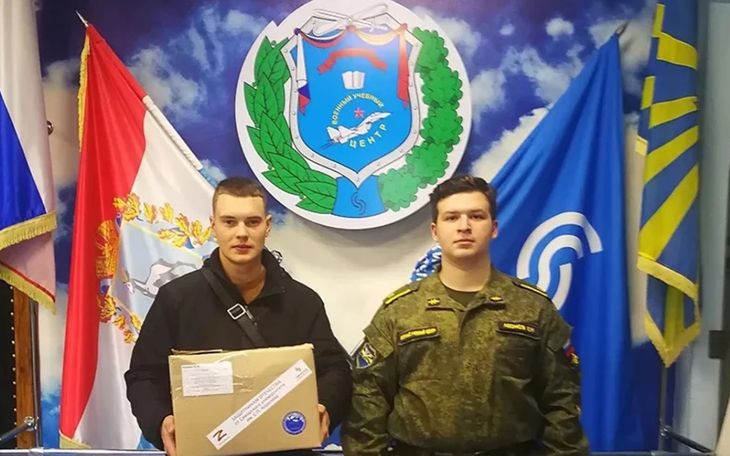 Sinh viên Nga thu gom thuốc lá điện tử để chế tạo drone