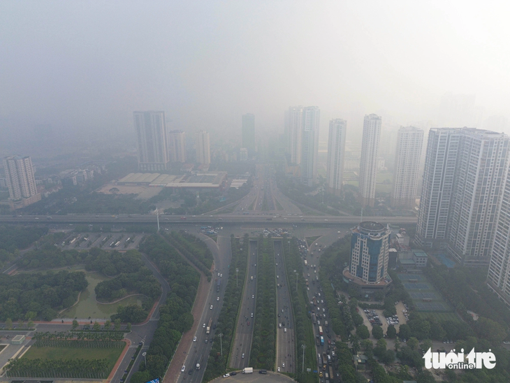 Bầu trời Hà Nội mù đặc, ô nhiễm không khí tệ thứ 2 thế giới- Ảnh 15.
