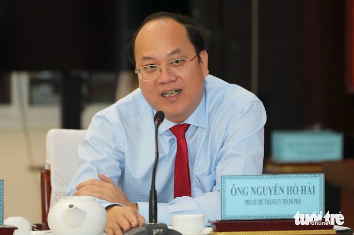 Ông Nguyễn Hồ Hải nhấn mạnh Nhà Bè cần hỗ trợ doanh nghiệp cũng như quan tâm đến đời sống của người dân - Ảnh: HỮU HẠNH