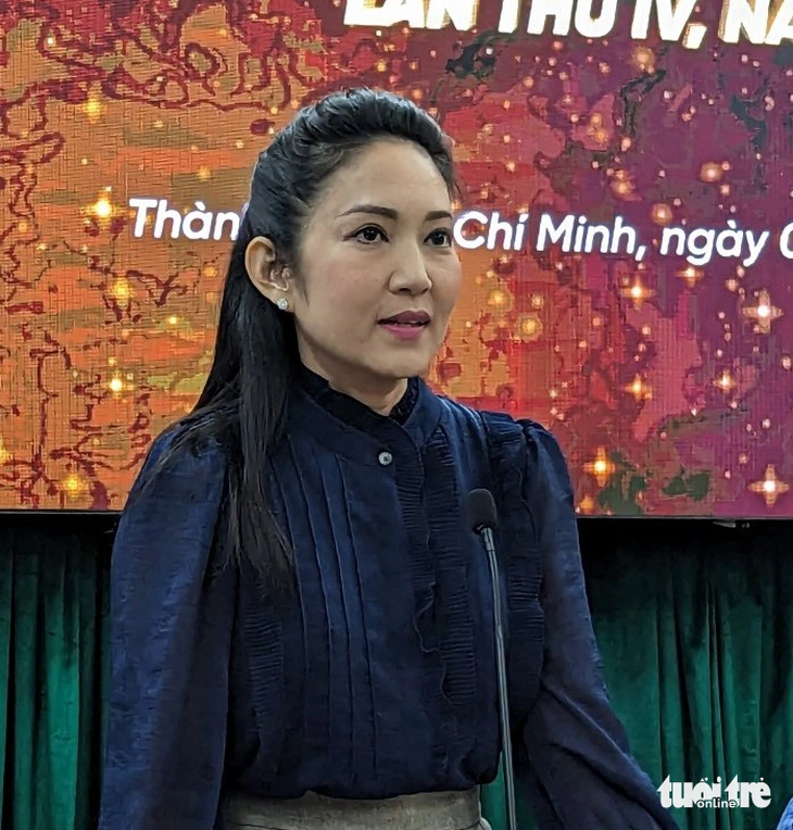 Bà Thanh Thúy phát biểu tại họp báo - Ảnh: LINH ĐOAN
