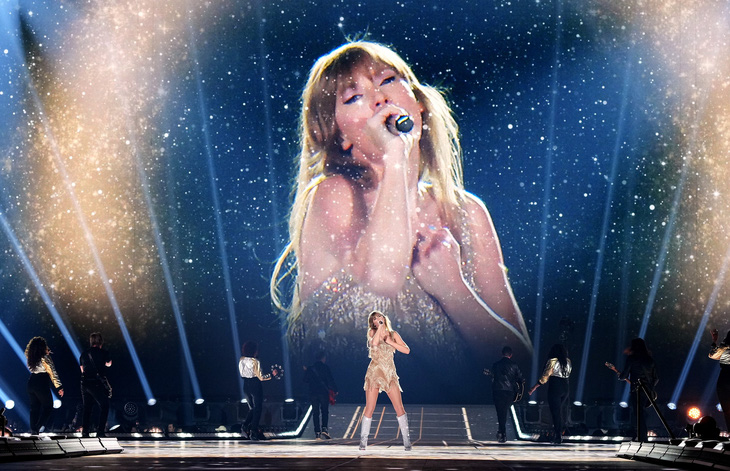 Phim The Eras Tour của Taylor Swift hướng đến đối tượng khán giả là người hâm mộ - Ảnh: Taylor Swift Productions