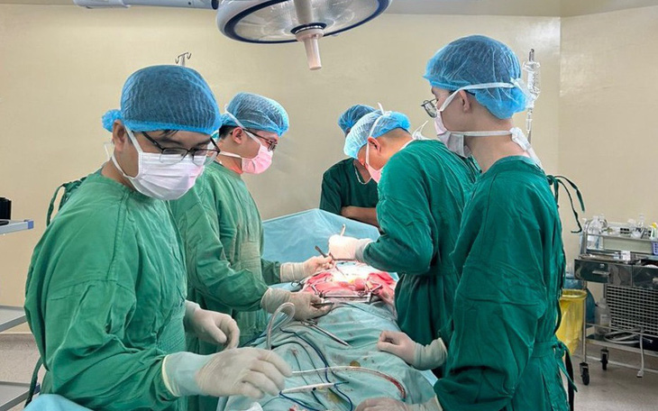 Bệnh viện Đa Khoa Tâm Trí Đà Nẵng phẫu thuật cắt dạ dày cấp cứu thành công