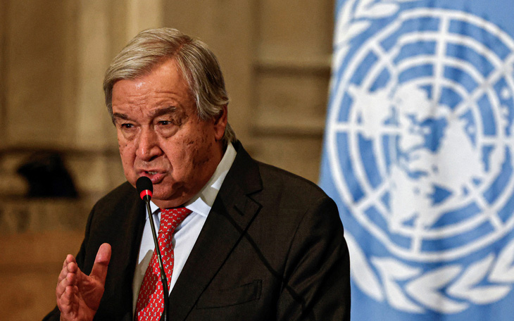 Tổng thư ký Liên Hiệp Quốc nói "kinh hoàng" vụ tấn công xe cứu thương, kêu gọi ngừng bắn