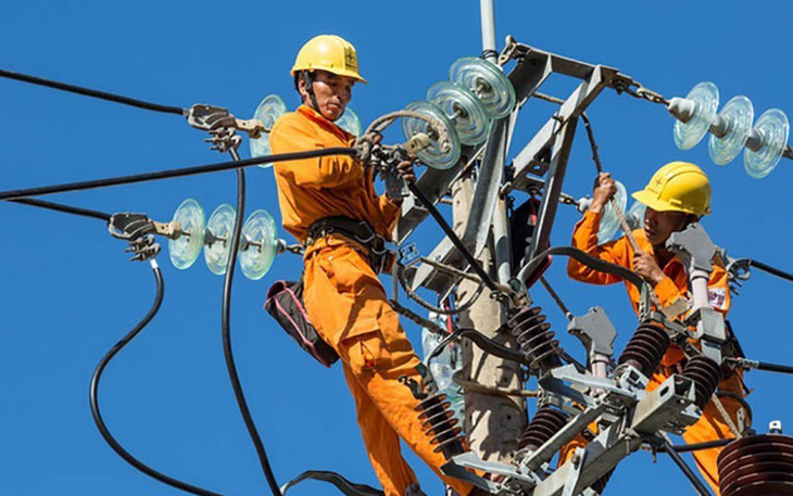 Bộ Công Thương muốn điều chỉnh giá điện 3 tháng/lần, dưới mức 5% EVN quyết định