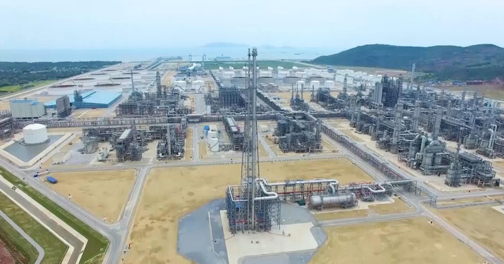 Nhà máy lọc hóa dầu Nghi Sơn đã và đang đóng góp lớn cho ngân sách cùng sự phát triển của tỉnh Thanh Hóa - Ảnh: HÀ ĐỒNG