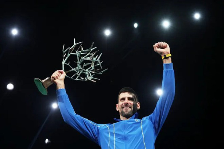 Djokovic vô địch Paris Masters 2023 - Ảnh: REUTERS