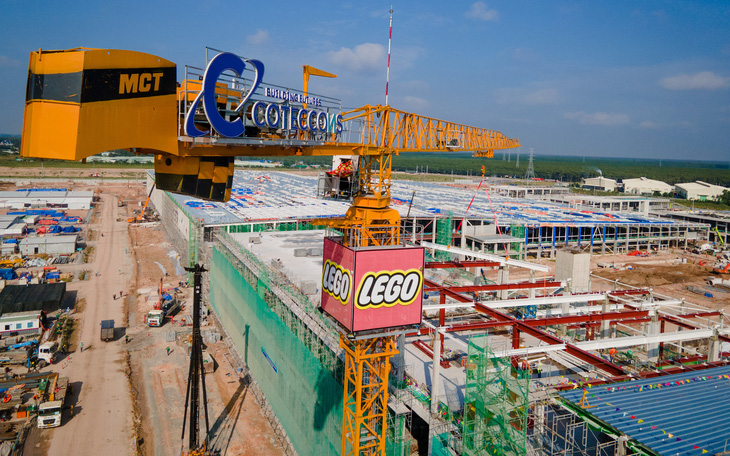 Nhà máy Lego tỉ USD hoàn thành gần 30% tiến độ xây dựng