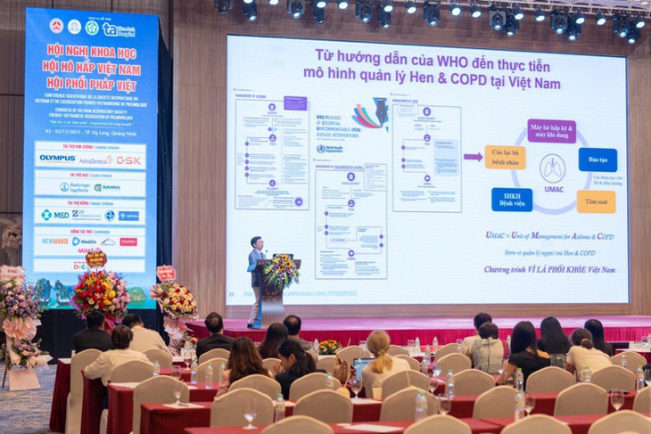 PGS Vũ Văn Giáp - tổng thư ký Hội Hô hấp Việt Nam, chia sẻ thực tiễn về mô hình quản lý ngoại trú hen và COPD tại Việt Nam