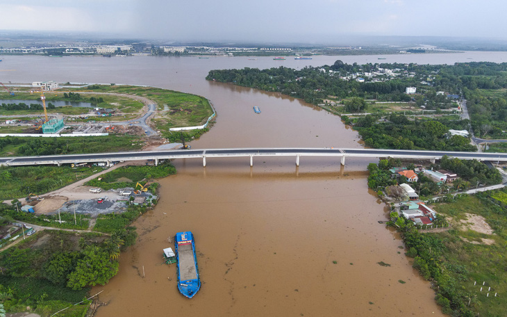 Ngắm cầu Long Đại 350 tỉ, phá thế cách trở giữa hai phường Long Bình và Long Phước