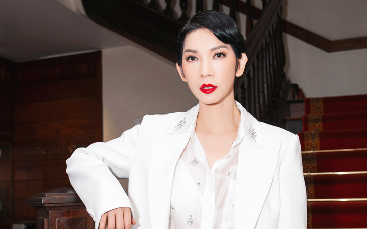 Xuân Lan kết nối các thế hệ mẫu Việt đến kinh đô thời trang thế giới