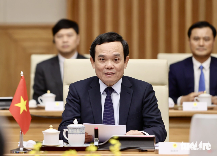 Phó thủ tướng Trần Lưu Quang nêu nhiều đề nghị tạo điều kiện hơn cho giao thương, đặc biệt là hàng hóa Việt Nam sang Trung Quốc - Ảnh: NGUYỄN KHÁNH