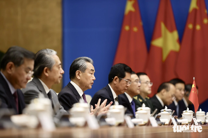 Ngoại trưởng Trung Quốc Vương Nghị tại cuộc họp - Ảnh: NGUYỄN KHÁNH