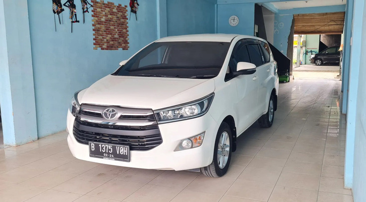 Toyota Innova bán khá chạy ở Indonesia. Dù người Indonesia yêu thích MPV, ông chủ Hyundai nhận định thị trường này vẫn còn nhiều khoảng trống, đặc biệt khi xét đến động cơ điện - Ảnh: OTO