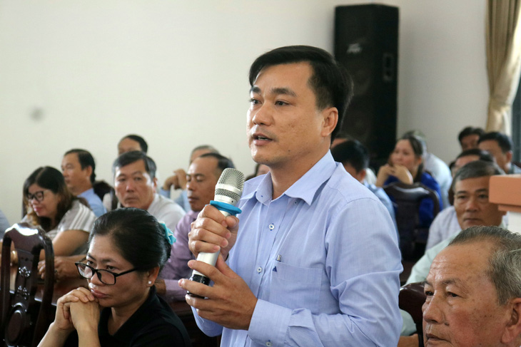 Cử tri huyện Vĩnh Thạnh, TP Cần Thơ đề nghị quan tâm đào tạo lao động tại chỗ phục vụ khu công nghiệp - Ảnh: LÊ DÂN