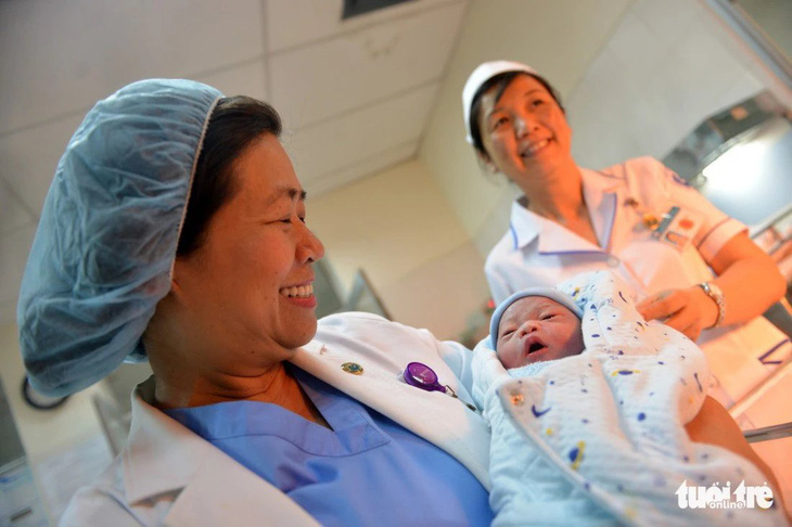 Một em bé mới ra đời tại Bệnh viện Từ Dũ TP.HCM - Ảnh: DUYÊN PHAN