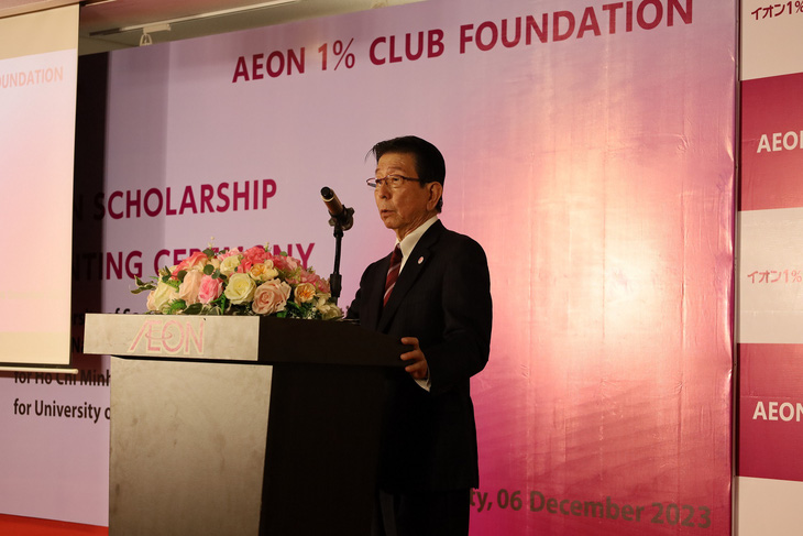 Ông Yoshiki Mori - Chủ tịch Quỹ AEON 1% phát biểu tại Lễ trao học bổng AEON 2023.
