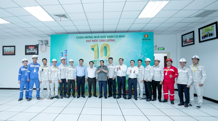 Thủ tướng Phạm Minh Chính chúc mừng Nhà máy Đạm Cà Mau đạt mốc 10 triệu tấn urê