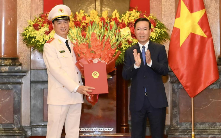 Chủ tịch nước trao quyết định thăng quân hàm thượng tướng cho Thứ trưởng Bộ Công an Nguyễn Duy Ngọc