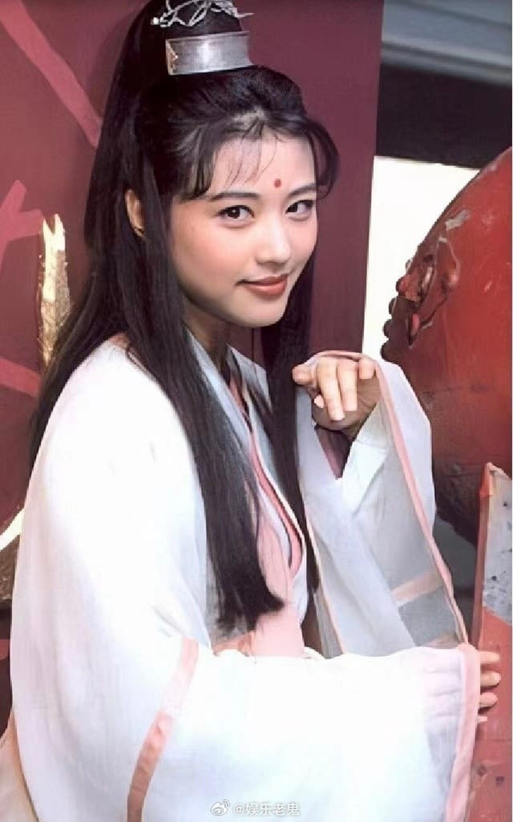 Vai diễn Chu Chỉ Nhược của Châu Hải My rất được yêu mến và cô cũng được mệnh danh là Chu Chỉ Nhược đẹp nhất màn ảnh
