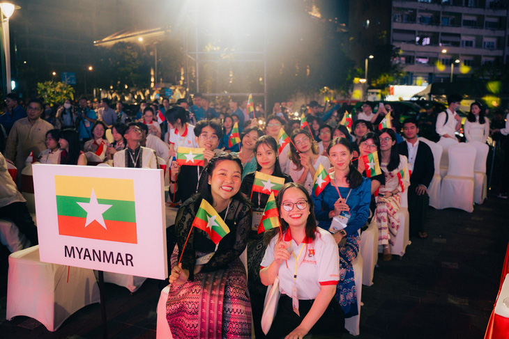 Festival thanh niên ASEAN - Nhật Bản 2023 có sự tham dự của 110 đại biểu thanh niên đến từ 10 quốc gia - Ảnh: THANH HIỆP
