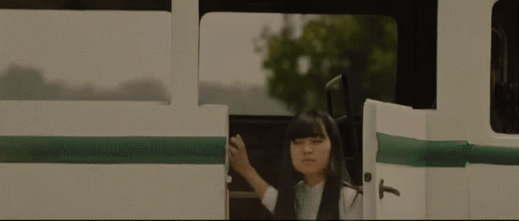 Vai diễn của Đỗ Khánh Vân trong Mắt biếc có nhiều phân đoạn lấn át cả nữ chính - Ảnh cắt từ clip