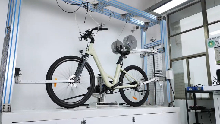 Chiếc ADO A28 được nghiên cứu, thử nghiệm tại Trung tâm Công nghệ ADO (QTL) - Ảnh: ADO E-bike