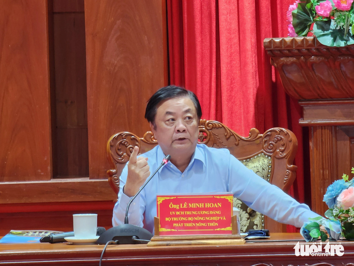 Bộ trưởng Bộ Nông nghiệp và Phát triển nông thôn Lê Minh Hoan phát biểu tại buổi làm việc - Ảnh: HOÀI THƯƠNG