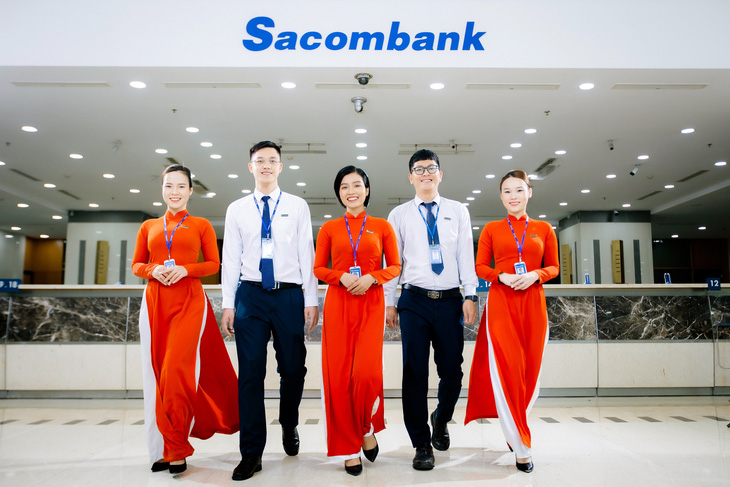 Nhân sự - Mảnh ghép không thể tách rời trong bức tranh của Sacombank - Ảnh: STB