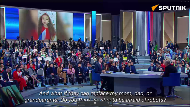 Ảnh chụp màn hình phần đặt câu hỏi của một bé gái 8 tuổi cho Tổng thống Nga Vladimir Putin vào ngày 14-12