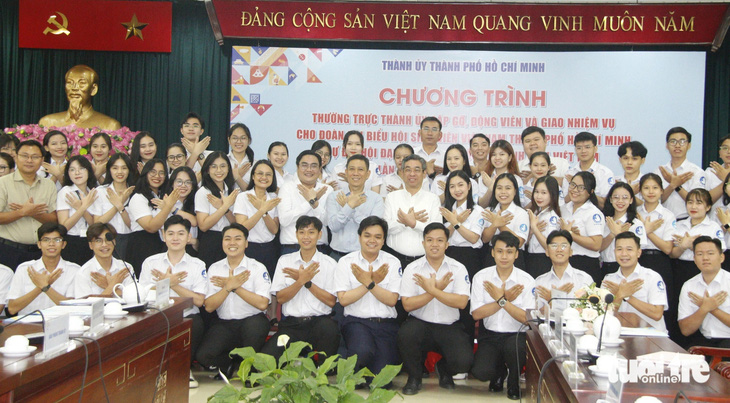Đoàn đại biểu sinh viên TP.HCM dự Đại hội toàn quốc Hội Sinh viên Việt Nam lần XI có số lượng đông nhất với 140 người - Ảnh: CÔNG TRIỆU
